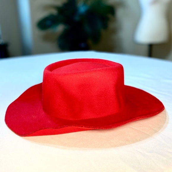 Wide brim hat in Red by Sacred Hawk - Picture 3 of 10